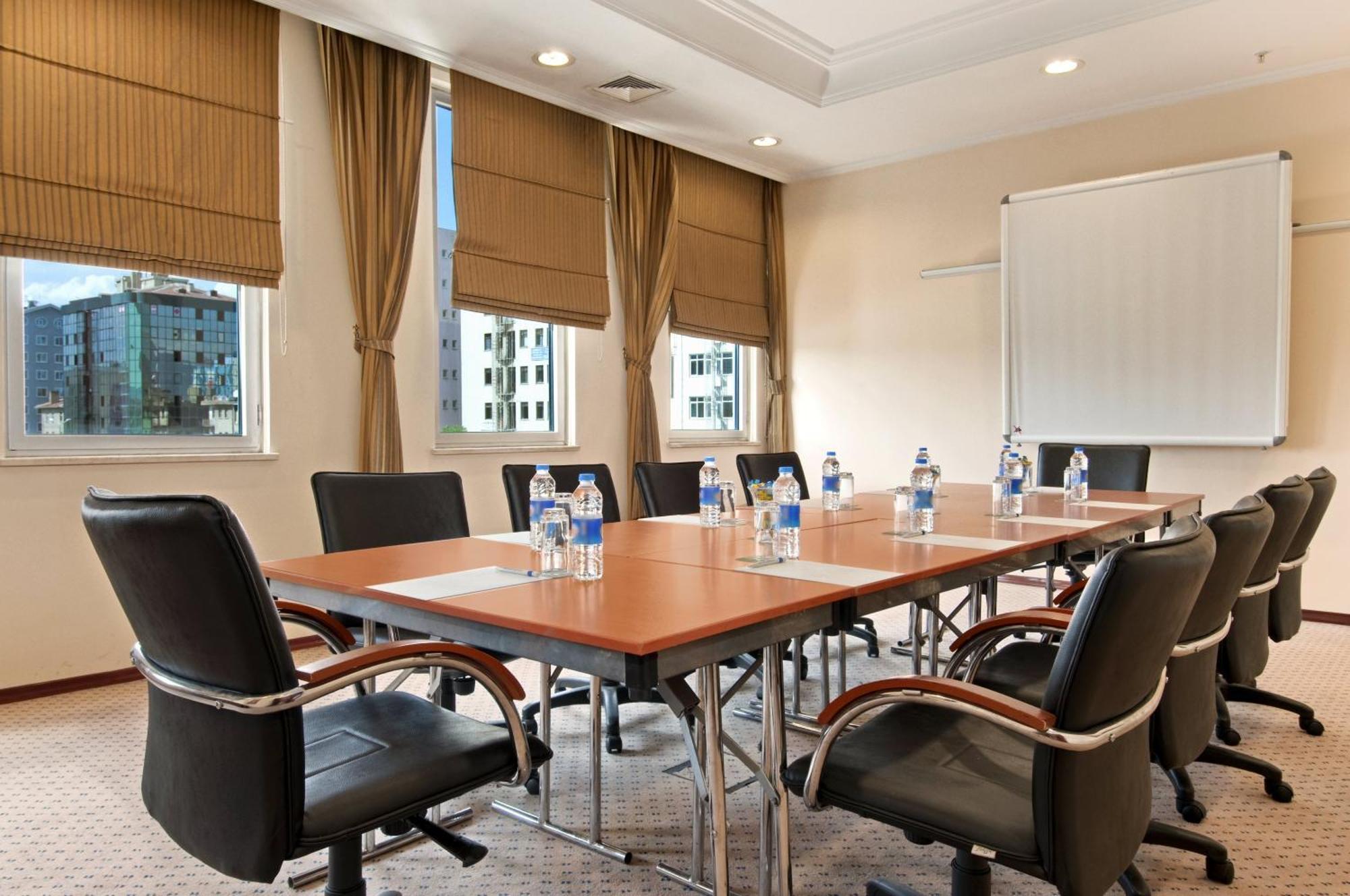 วินด์แฮม แกรนด์ คายเซริ Hotel ไคเซรึ ธุรกิจ รูปภาพ Meeting room