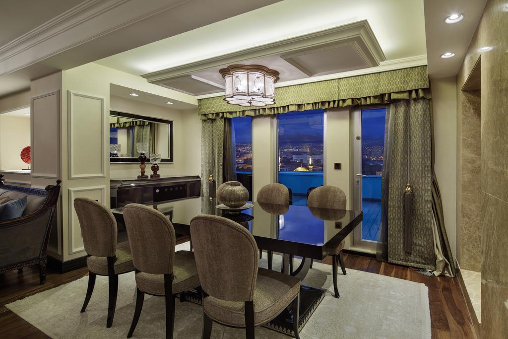 วินด์แฮม แกรนด์ คายเซริ Hotel ไคเซรึ ภายนอก รูปภาพ Dining room